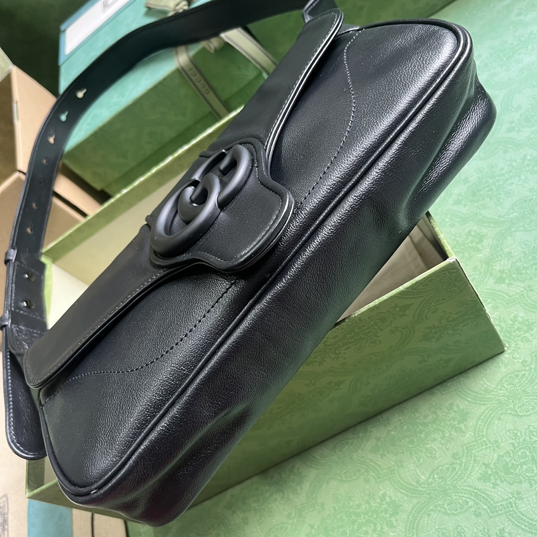 Bagsaaa Gvc*1 Aphrodite small shoulder bag in black leather - 27cm
