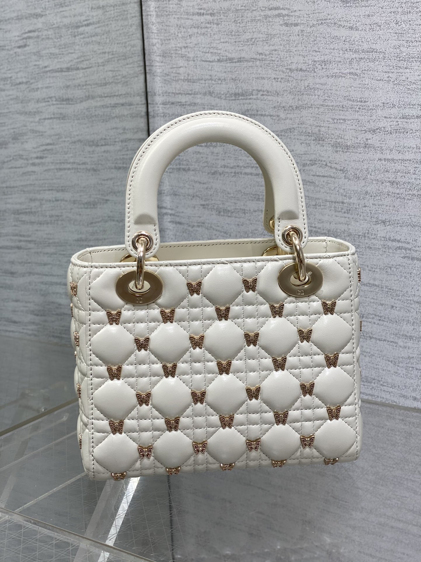 Bagsaaa D10r Small Lady White Cannage Lambskin with Gold-Finish Butterfly Studs - 20 x 17 x 8 cm