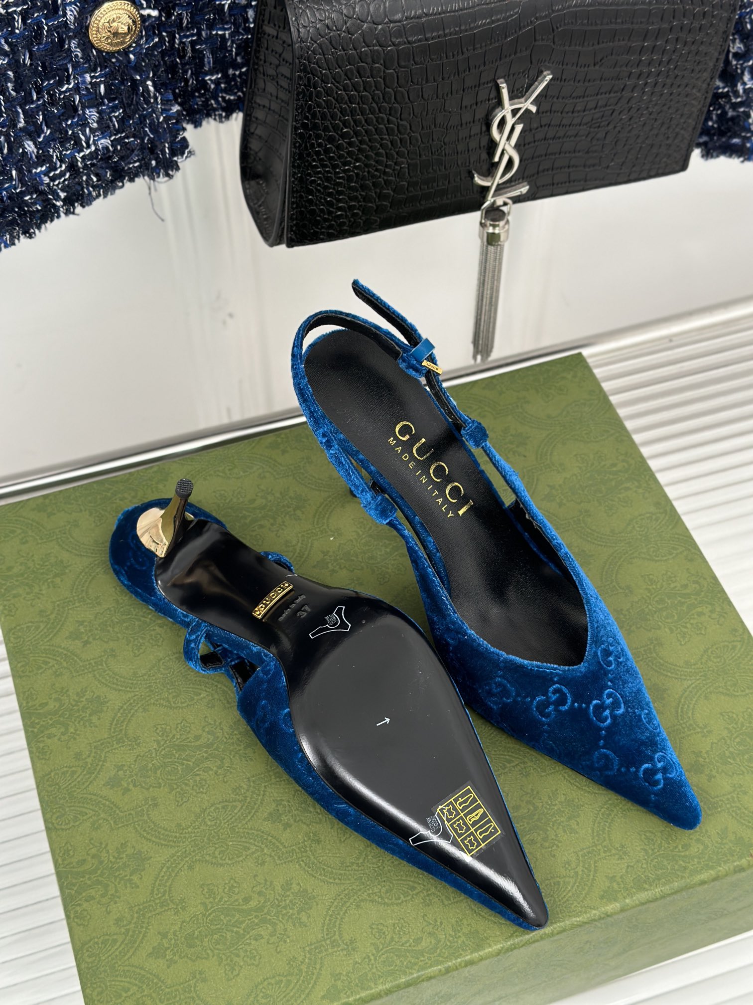 Bagsaaa Gvc*1 GG slingback pump in blue velvet - 10.5cm