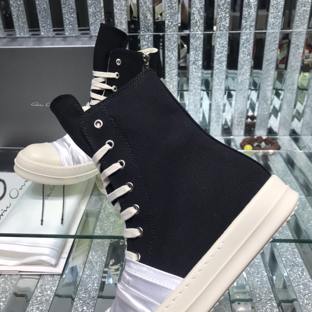 Bagsaaa Rick Owens High-Top Sneakers With Nylon Toe In White