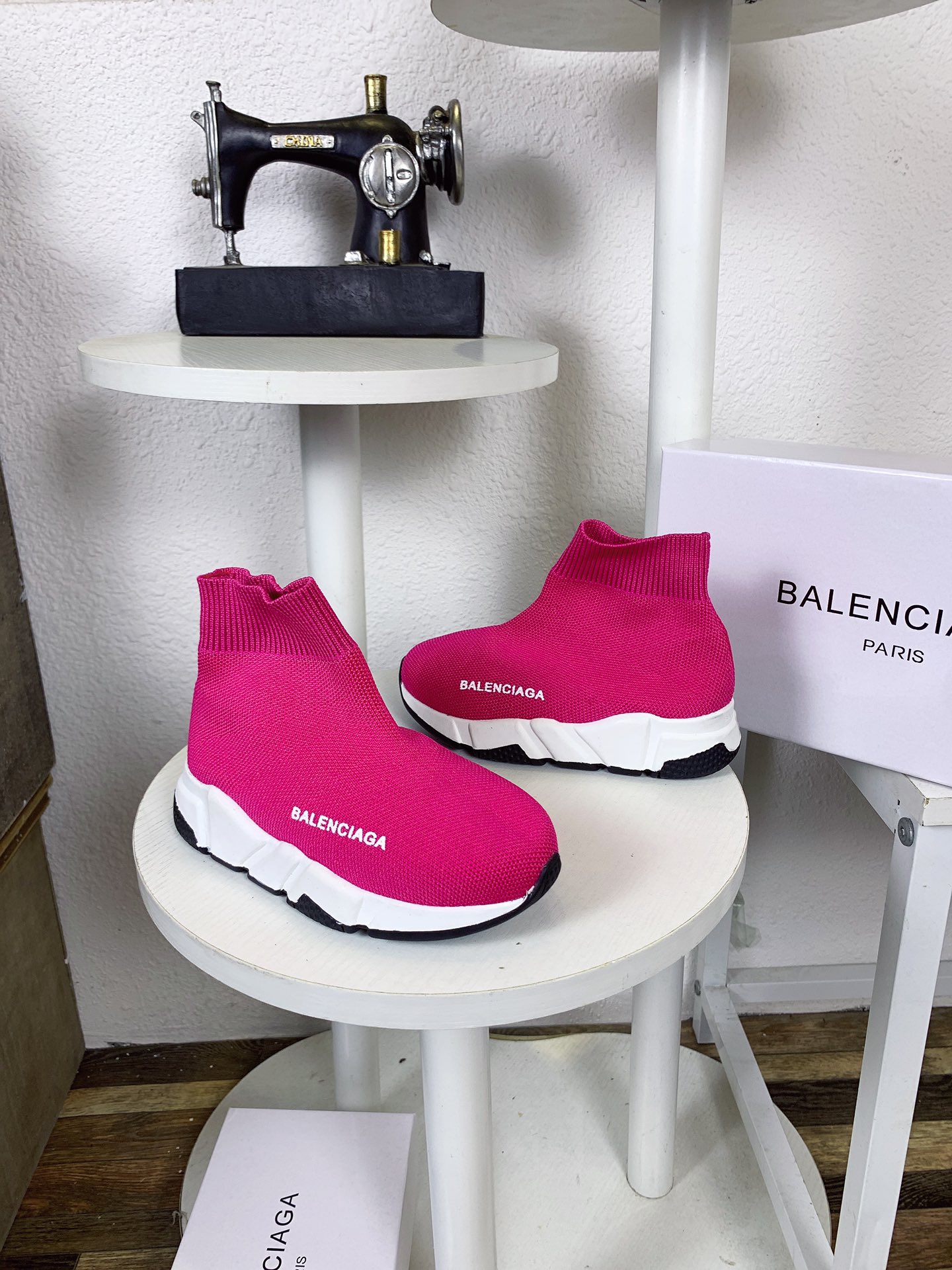 Bagsaaa Ba1en*iaga Speed Runner 2.0 Trainer Pink