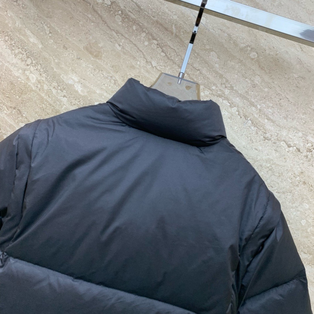 Bagsaaa Gvc*1 Down Black Jacket 