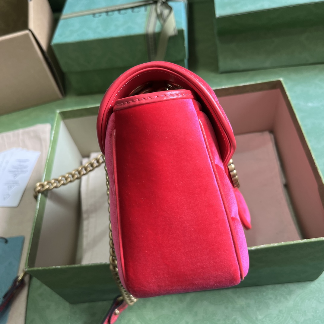 Bagsaaa Gvc*1 GG Marmont Small Shoulder Bag Pink Velvet ‎443497 - 26x15x7cm