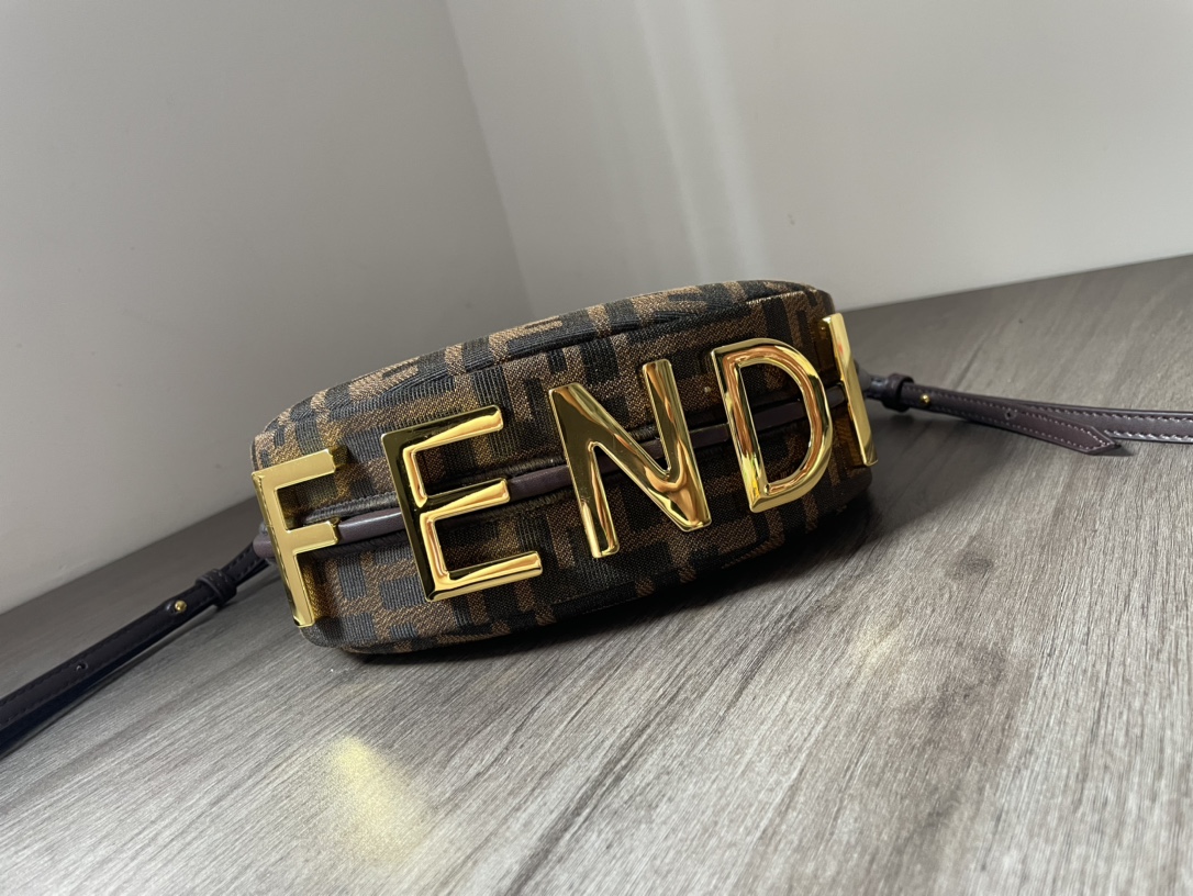 Bagsaaa F**digraphy in FF Logo 20x13x7cm