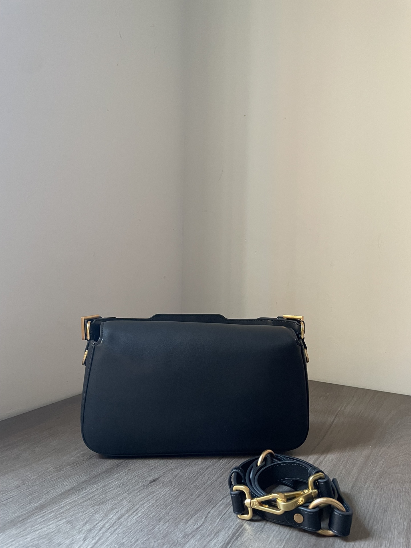 Bagsaaa F**di Baguette in Black 27*6*15cm