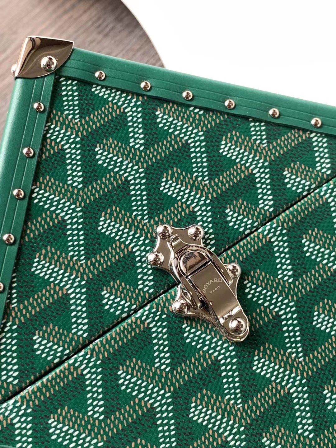 Bagsaa G09ard Dé Trunk Bag Metallic Green - 12.5*12.5*12.5CM