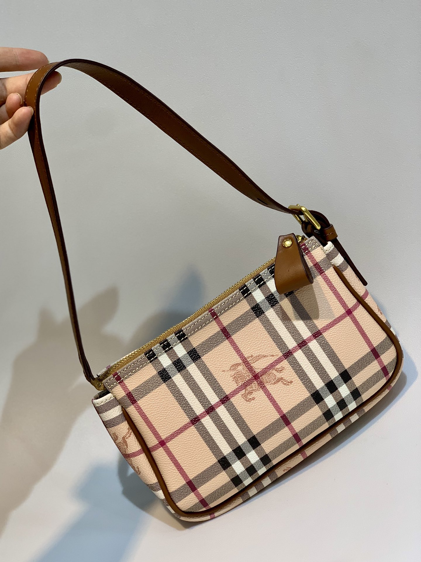 Bagsaaa Bv*b*rry Vintage Brown Shoulder Bag - 22*14*5CM