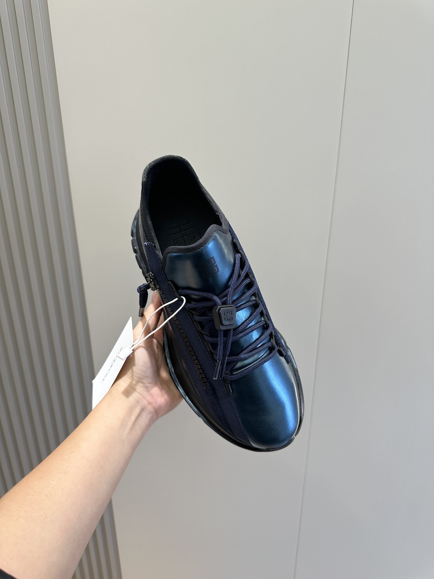Bagsaaa Givenchy Spectre zipped leather trainers blue