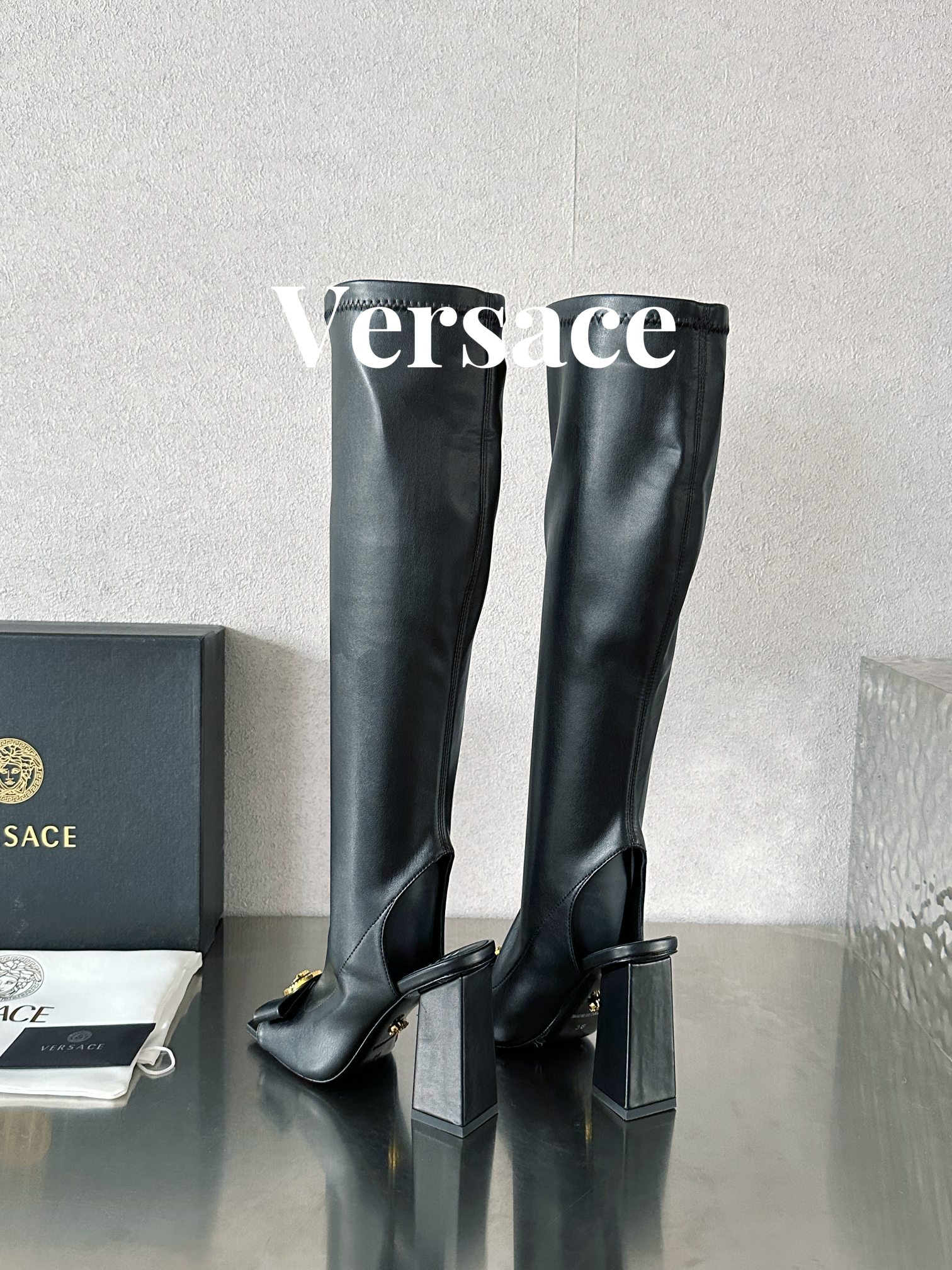 Bagsaaa Versace Medusa black long boots