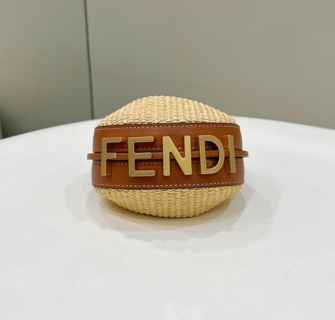 Bagsaaa F**di Nano Graphy In Raffia - 16.5x14x5cm 
