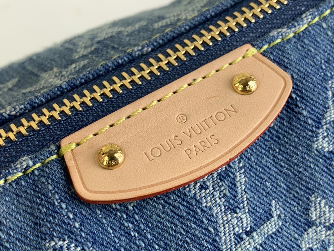 Bagsaaa L0vis Vvtt0n Hills Pochette Blue Denim Bag - 18.5 x 11 x 6.5 cm