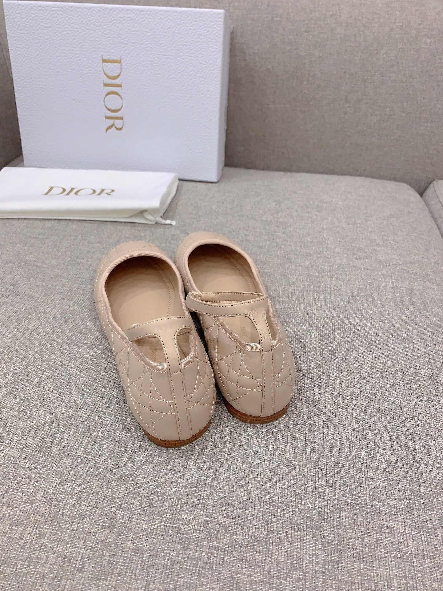 Bagsaaa D10r Ballet Flat Nude Quilted Cannage Calfskin 02
