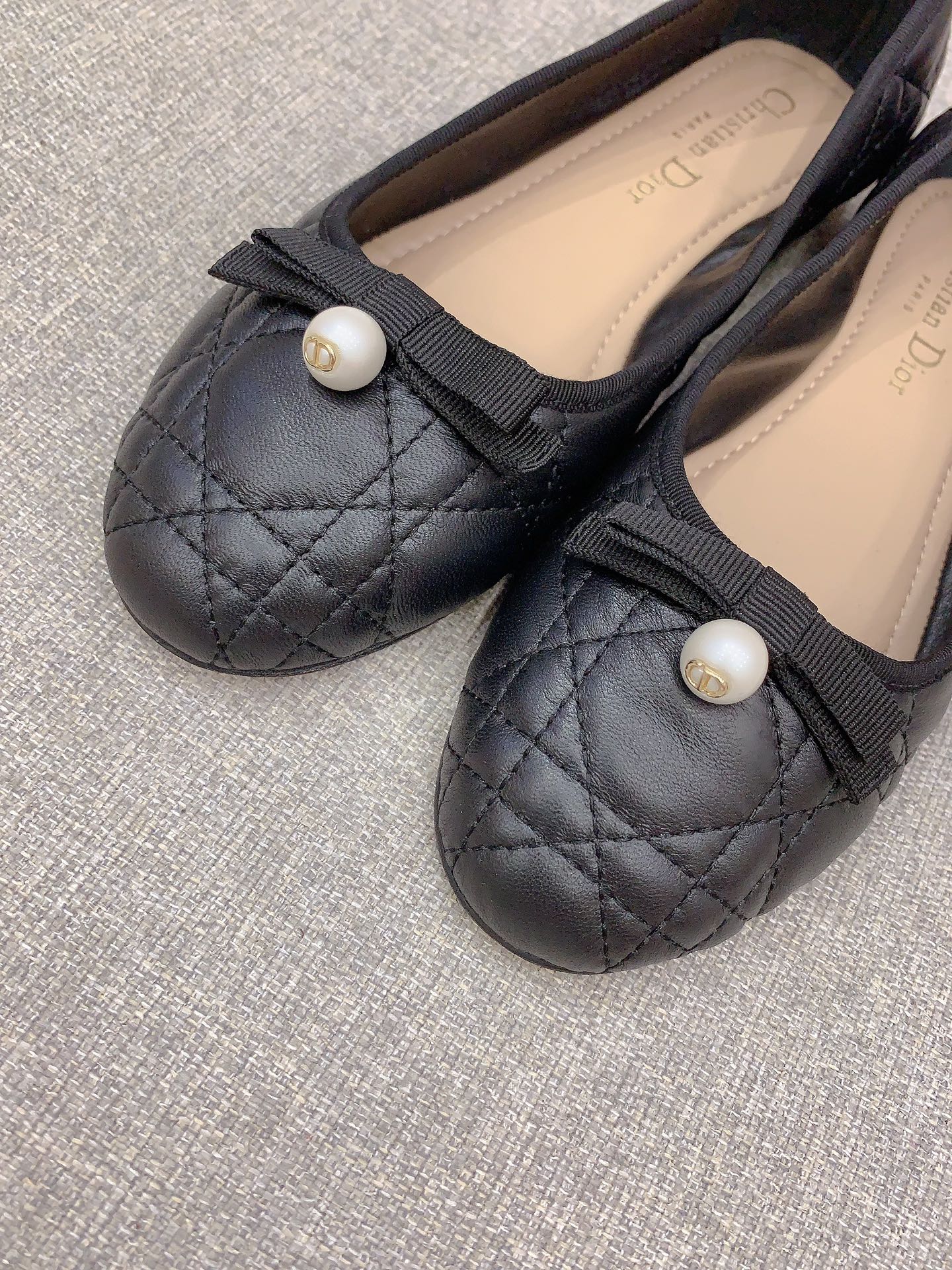Bagsaaa D10r Ballet Flat Black Quilted Cannage Calfskin