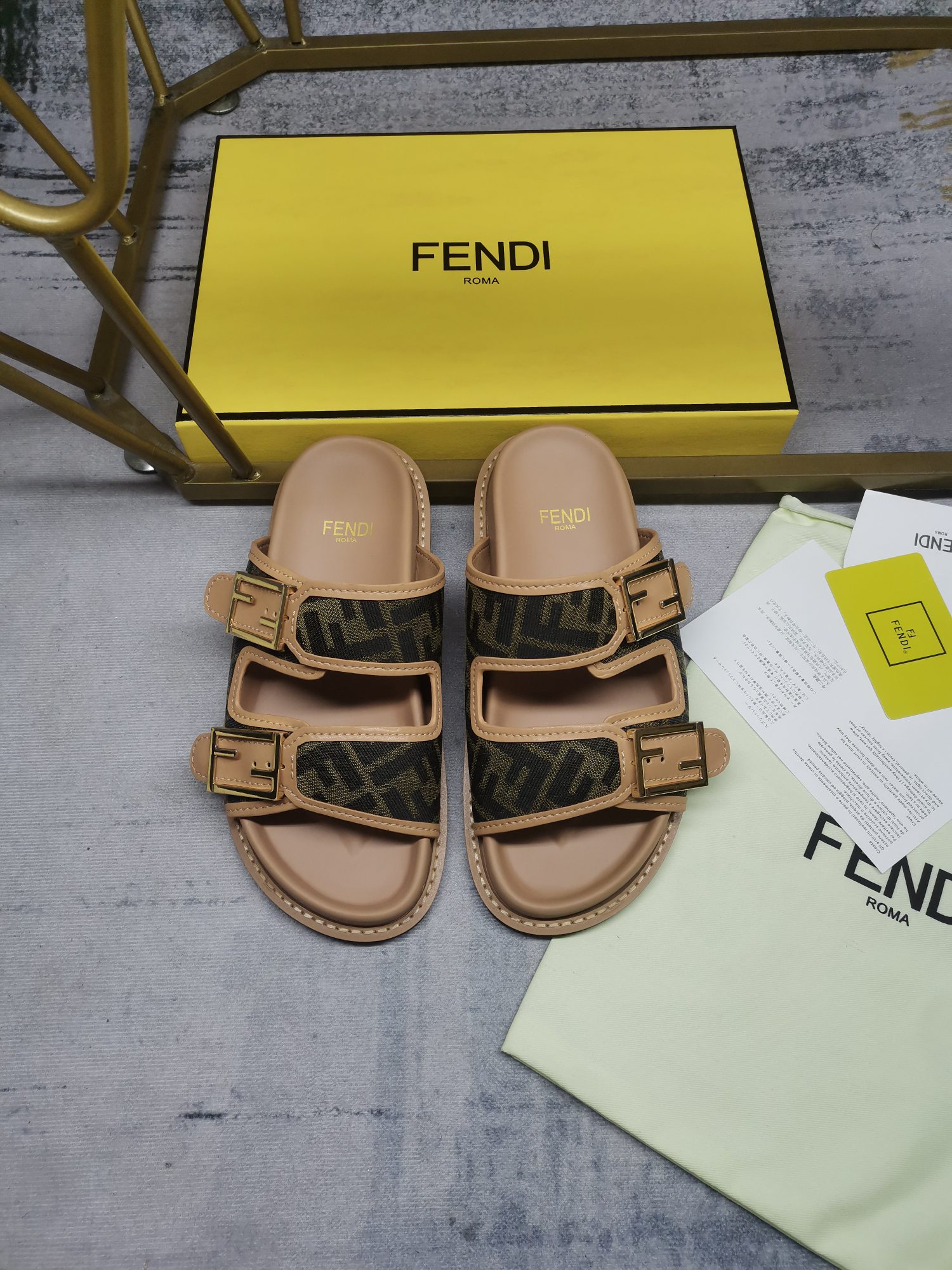 Bagsaaa F**di Feel FF chenille slides in beige and brown