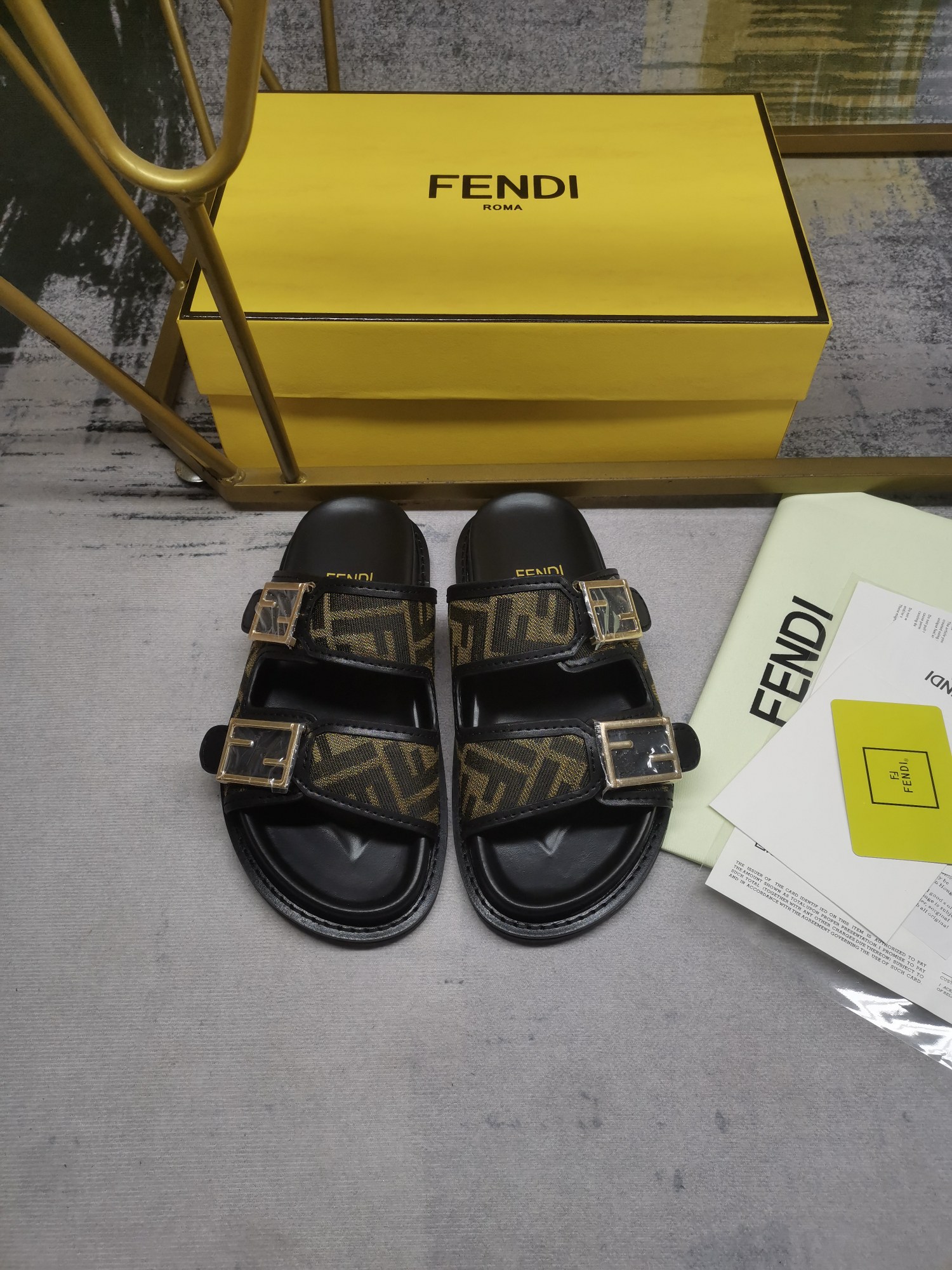Bagsaaa F**di Feel FF chenille slides in black