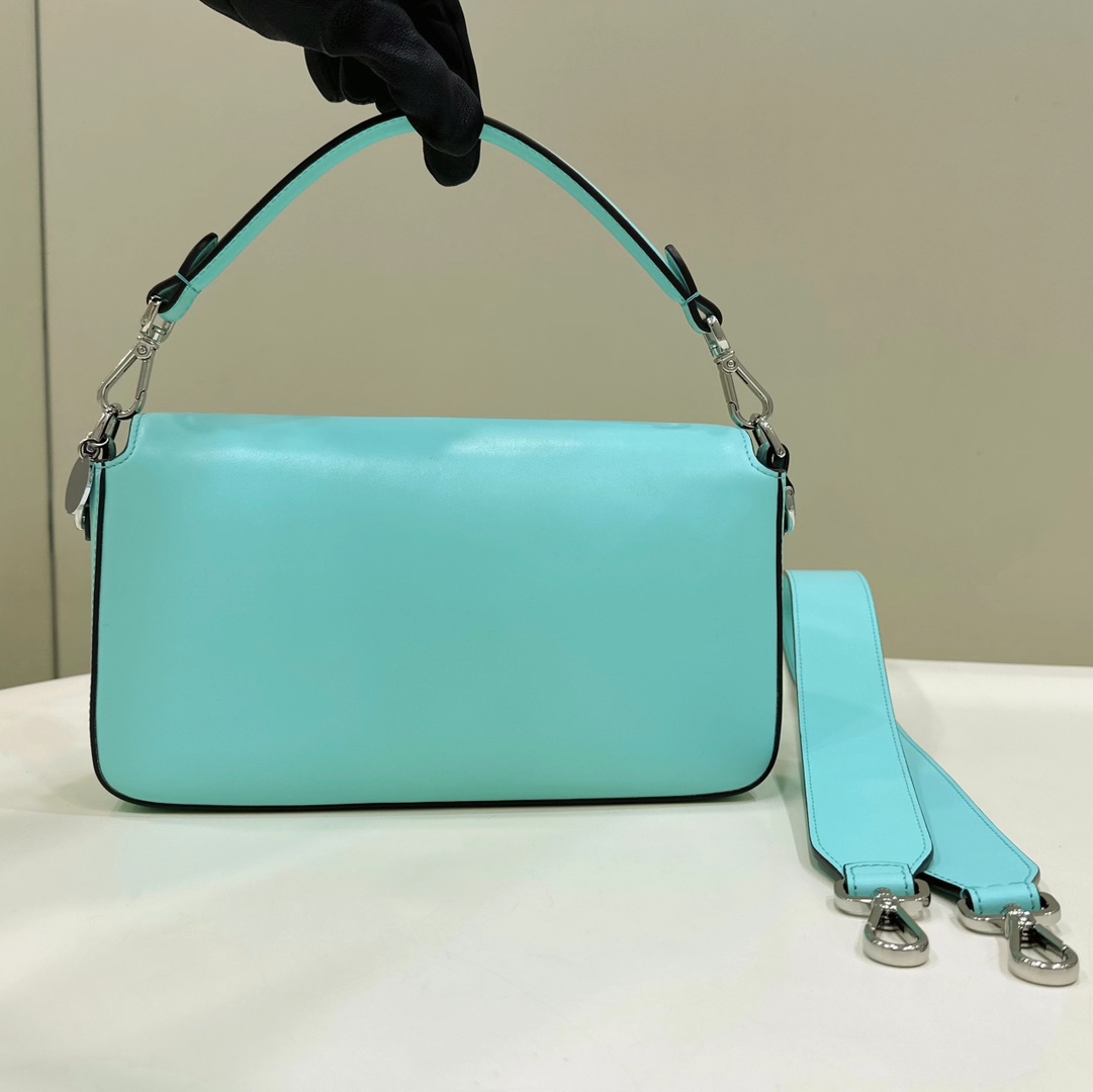 Bagsaaa F**di x T*f*ny & Co Baguette In Blue Leather 