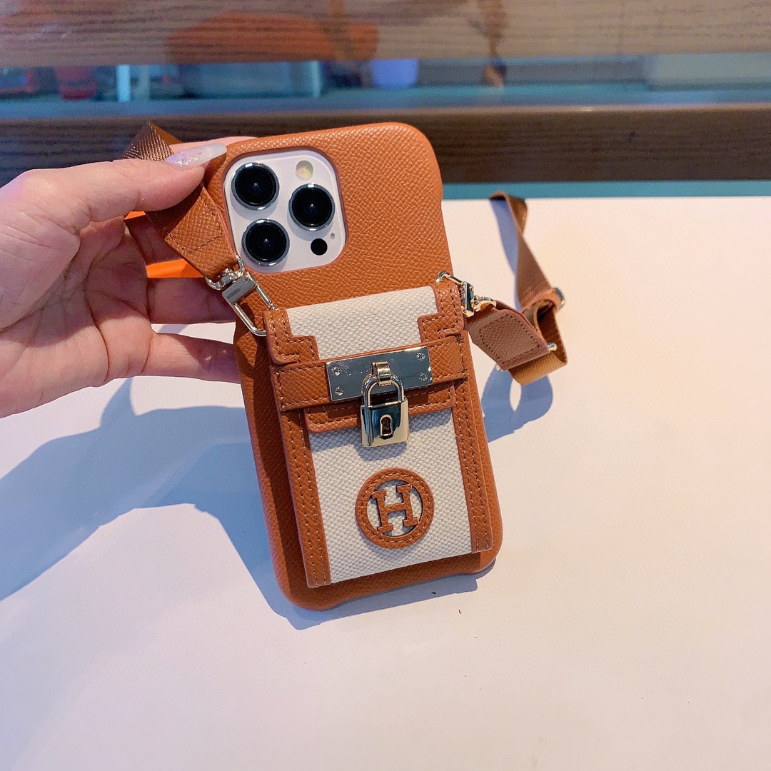 Bagsaaa H**me5 Kelly Brown Phone Case