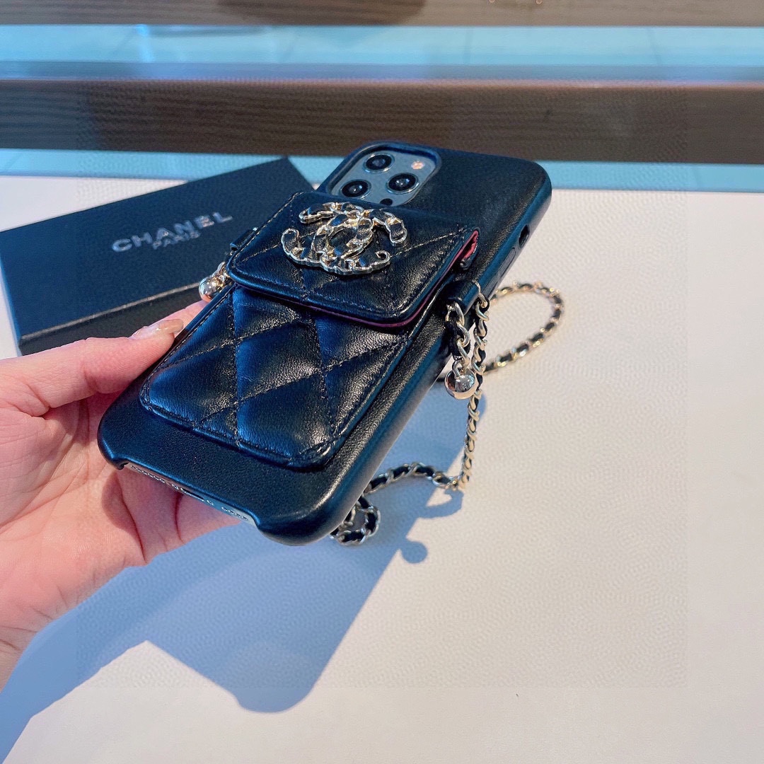 Bagsaaa Ch**el 19 Phone Case Black 