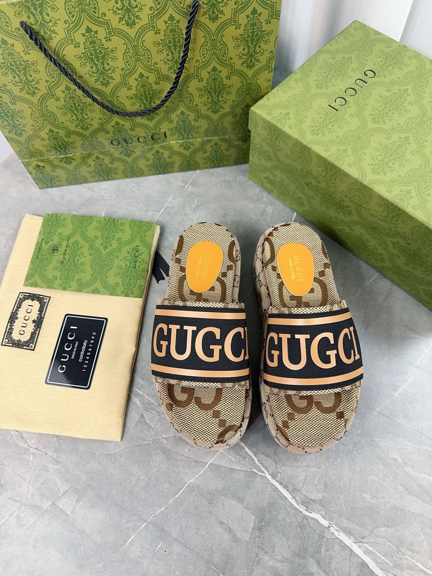 Bagsaaa Gvc*1 Platform In Beige