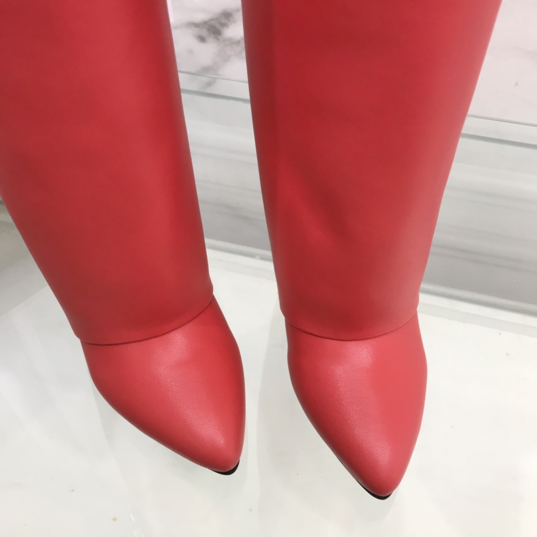 Bagsaaa Givenchy Shark Lock Ankle Long Boots in red leather