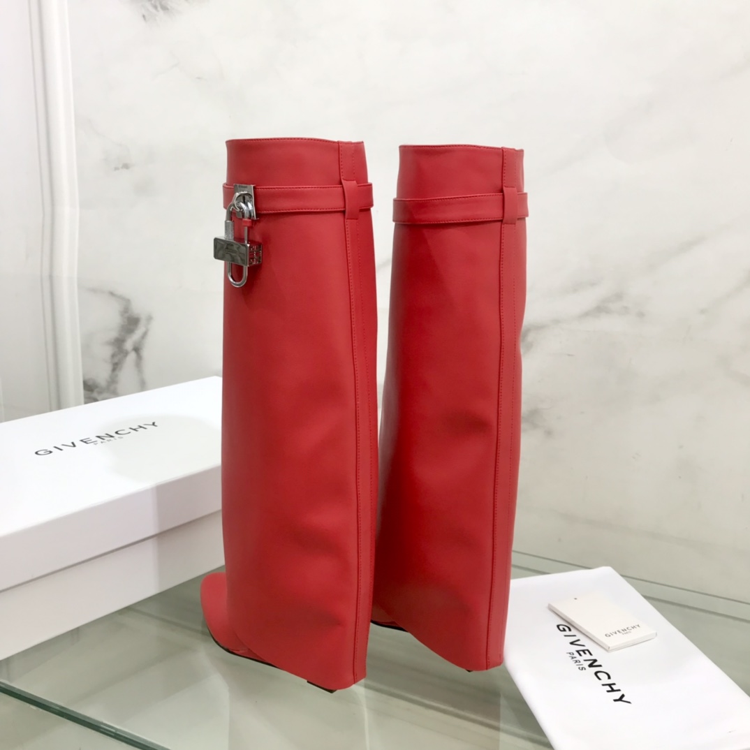 Bagsaaa Givenchy Shark Lock Ankle Long Boots in red leather