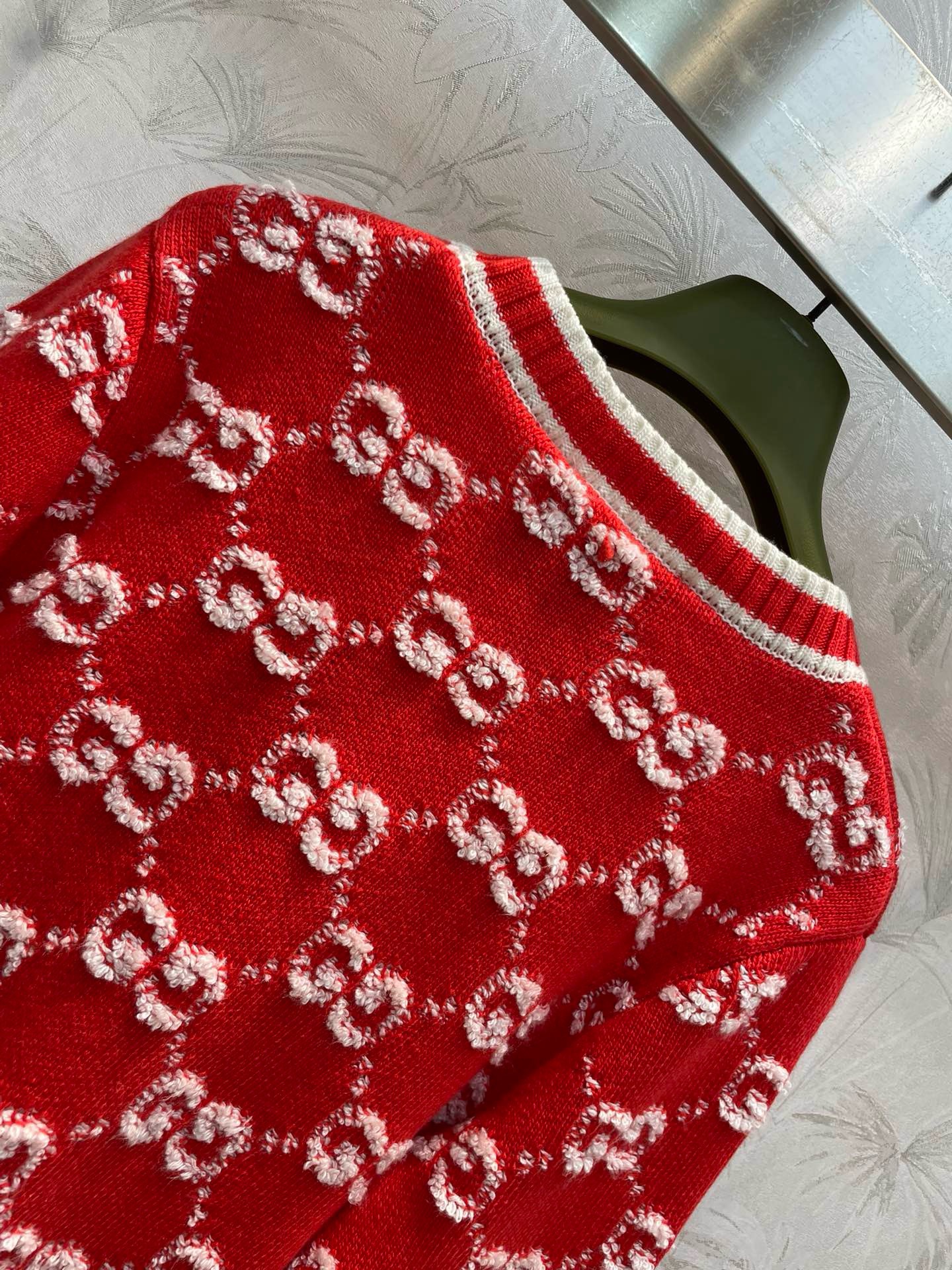 Bagsaa Gvc*1 Red Cardigan