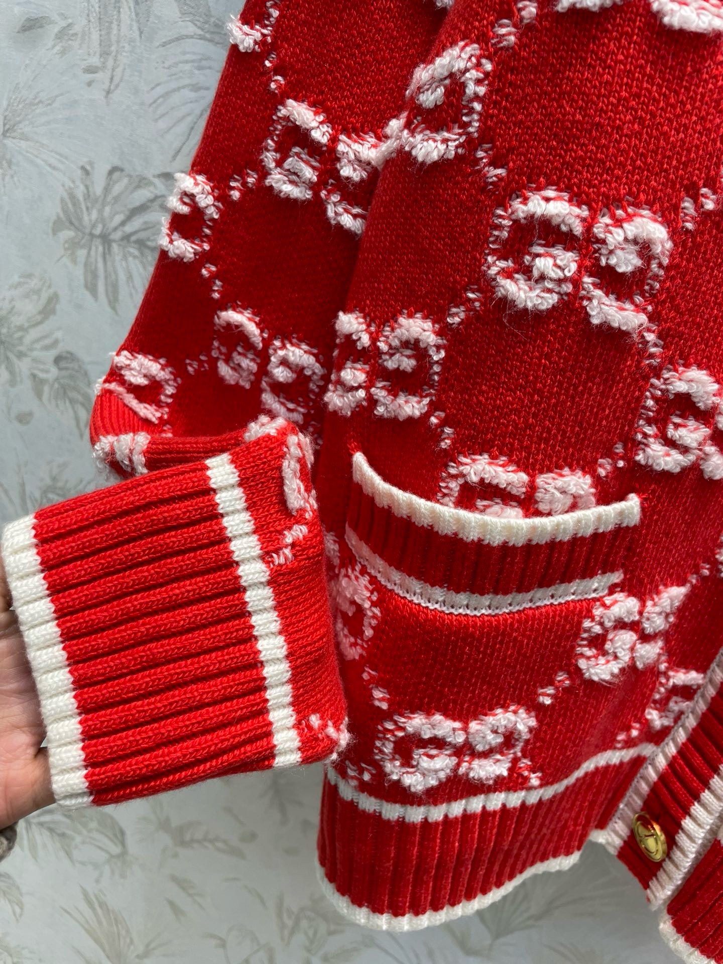 Bagsaa Gvc*1 Red Cardigan