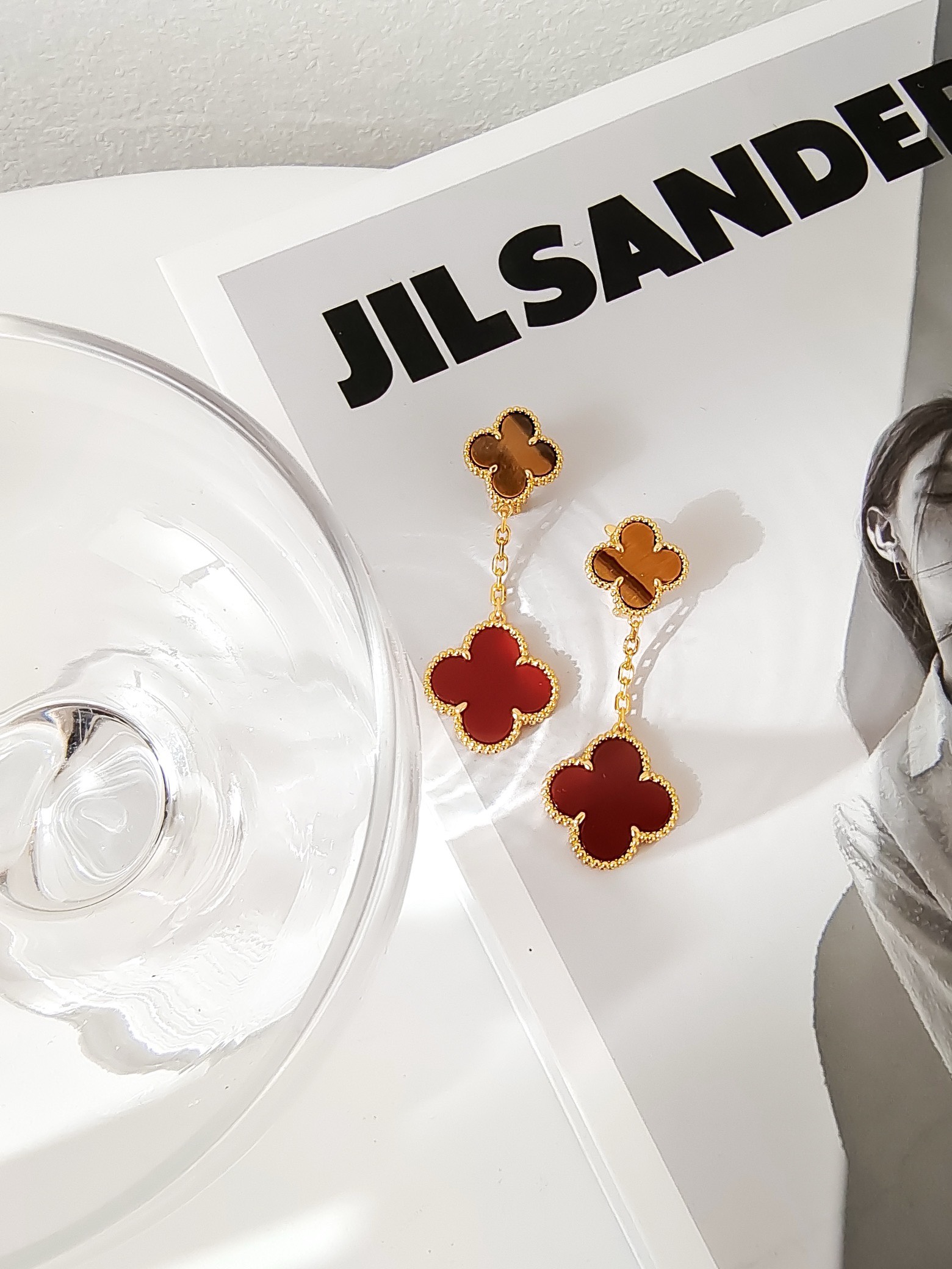 Bagsaaa Cleef & Arpels Magic Alhambra Tiger Eye Carnelian Earrings