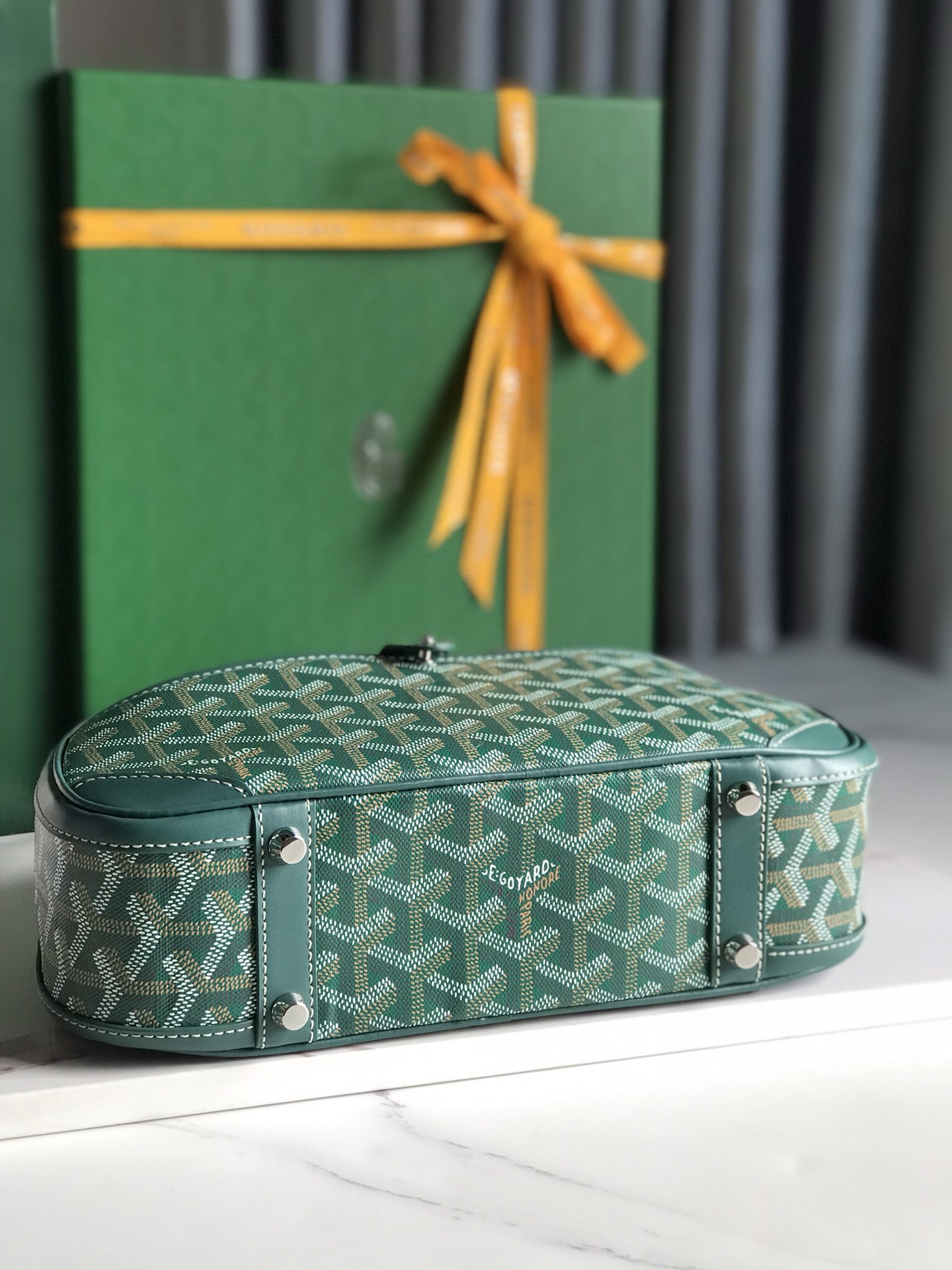 Bagsaaa G09ard Saint Jeanne Green Bag - 26×17×8cm