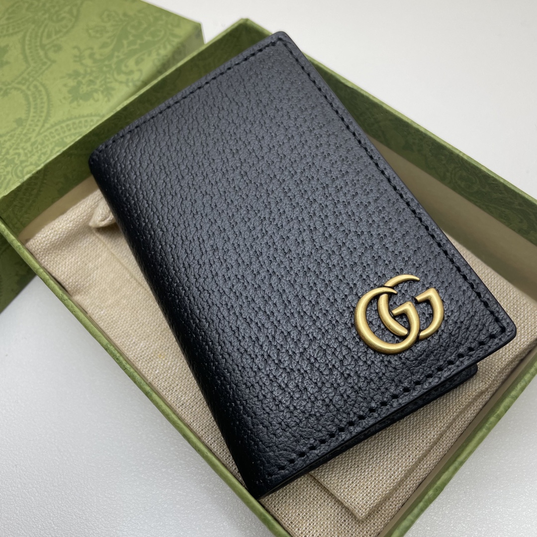 Bagsaaa Gvc*1 GG Marmont card case in black leather -7*10.5CM