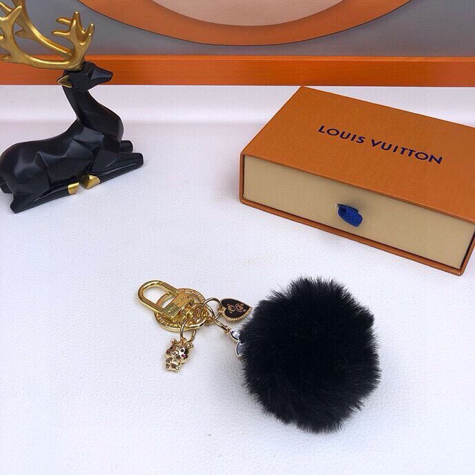 Bagsaaa L0vis Vvtt0n Fur Ball Bag Charm 