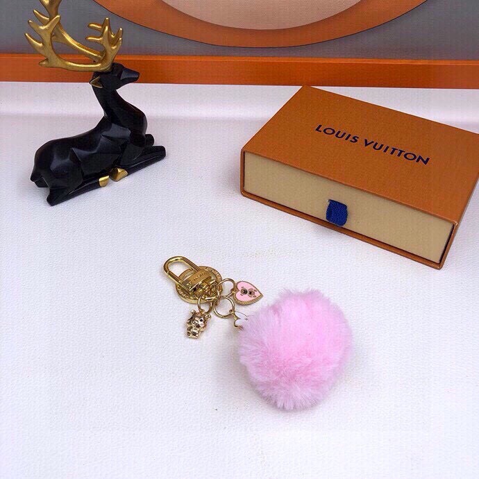 Bagsaaa L0vis Vvtt0n Fur Ball Bag Charm 