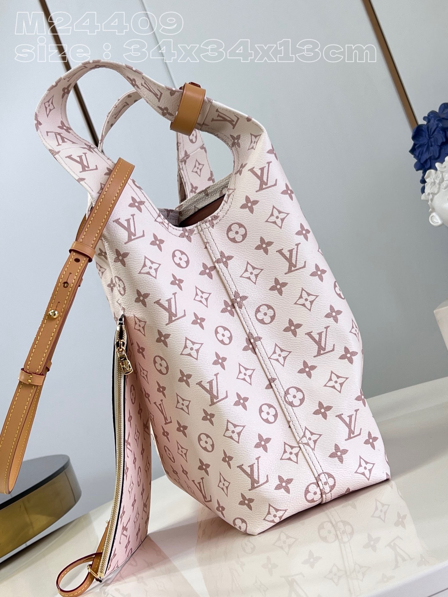 Bagsaaa L0vis Vvtt0n Atlantic GM Monogram Dune coated canvas