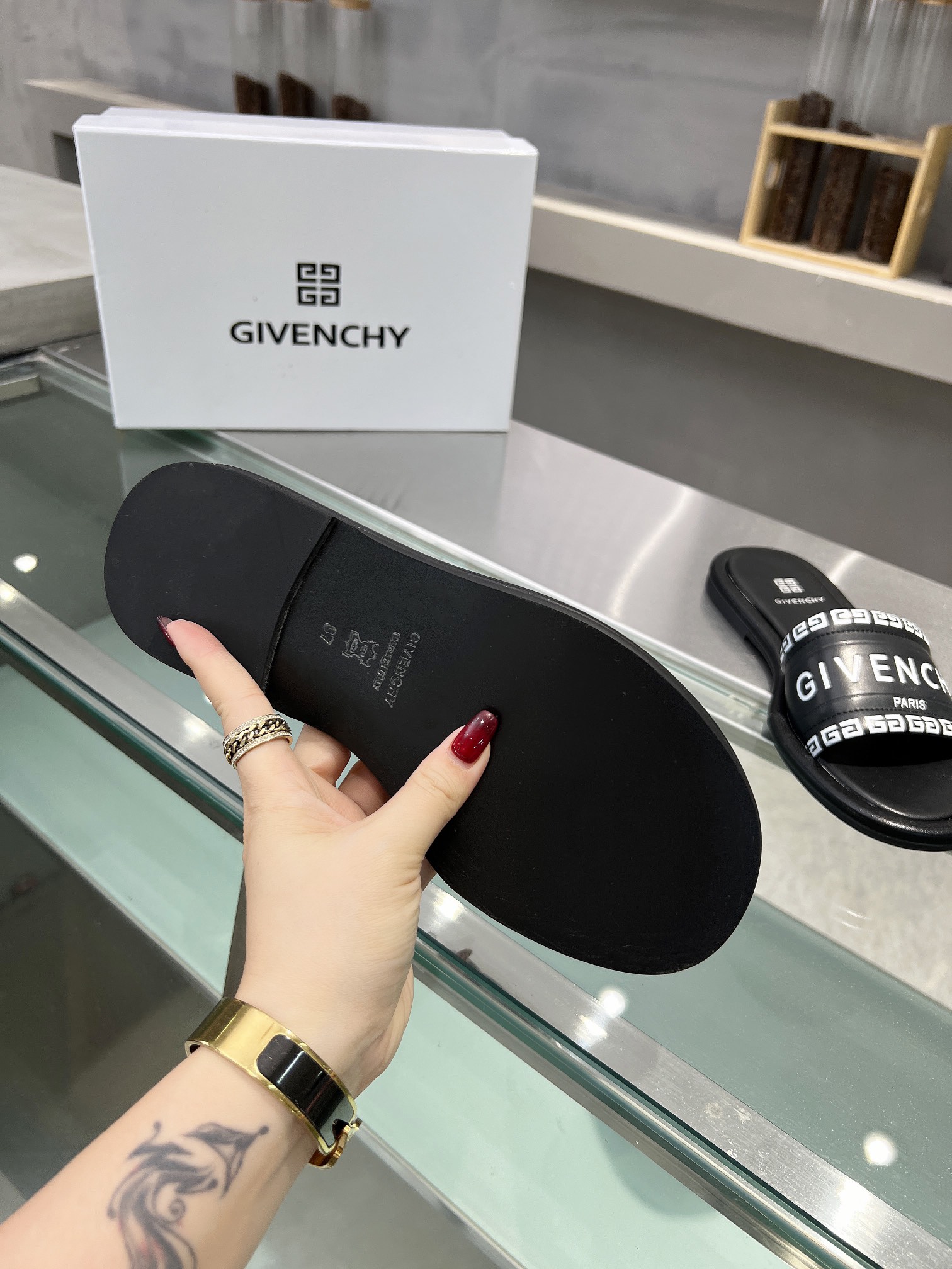 Bagsaaa Givenchy Black Slides