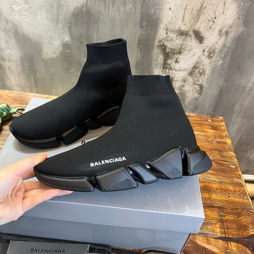 Bagsaaa Ba1en*iaga Speedy Trainer In All Black