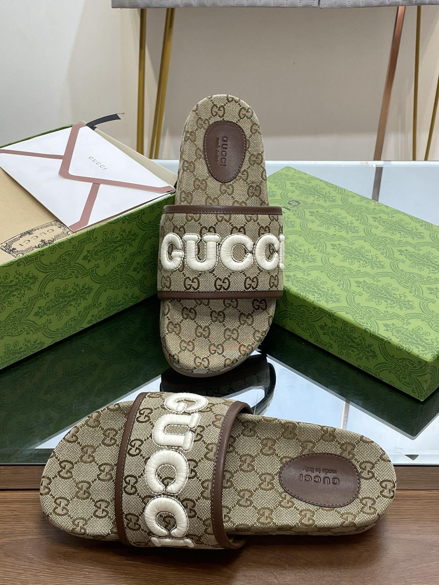 Bagsaaa Gvc*1 Slides Small GG Ebony In Brown 02