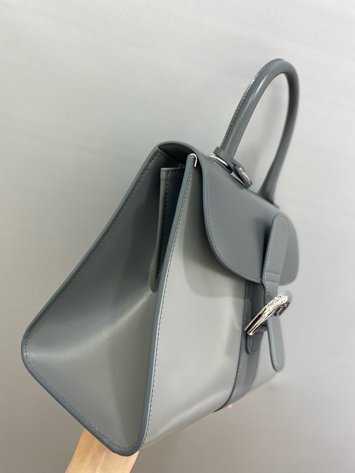 Bagsaaa Delvaux Calfskin MM Brillant Satchel Grey 