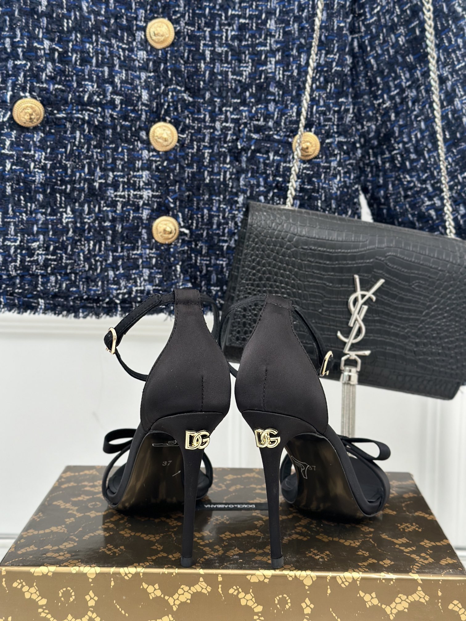 Bagsaaa Dolce & Gabbana Black Satin Bow Heeled Sandals