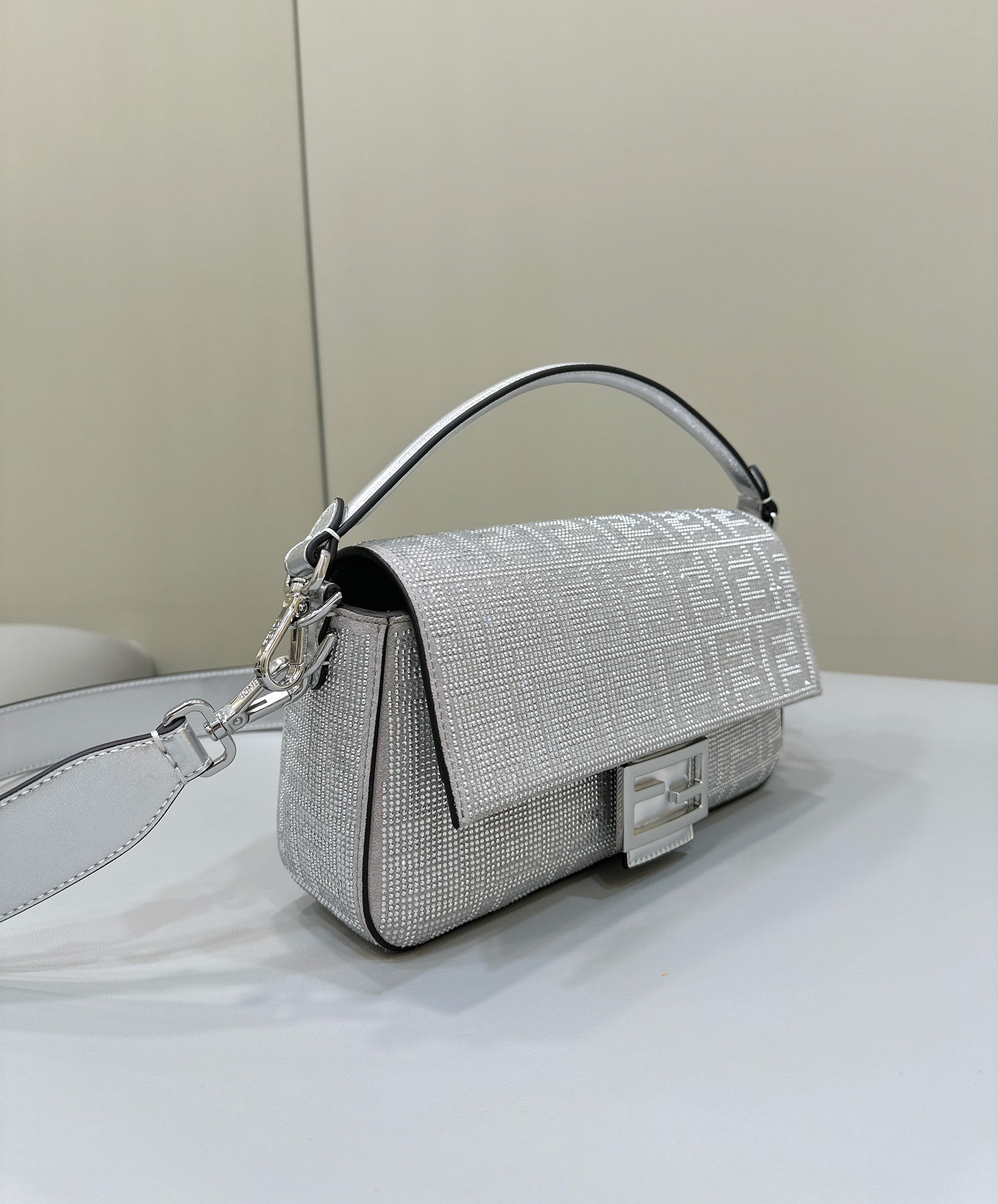 Bagsaaa F**di Baguette Silver Crystal Bag - 27*6*15cm