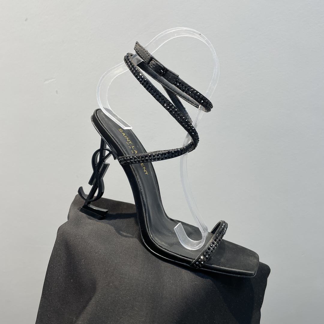 Bagsaaa Y51 Opyum 110 Y51 Heeled Sandals Black Crystal