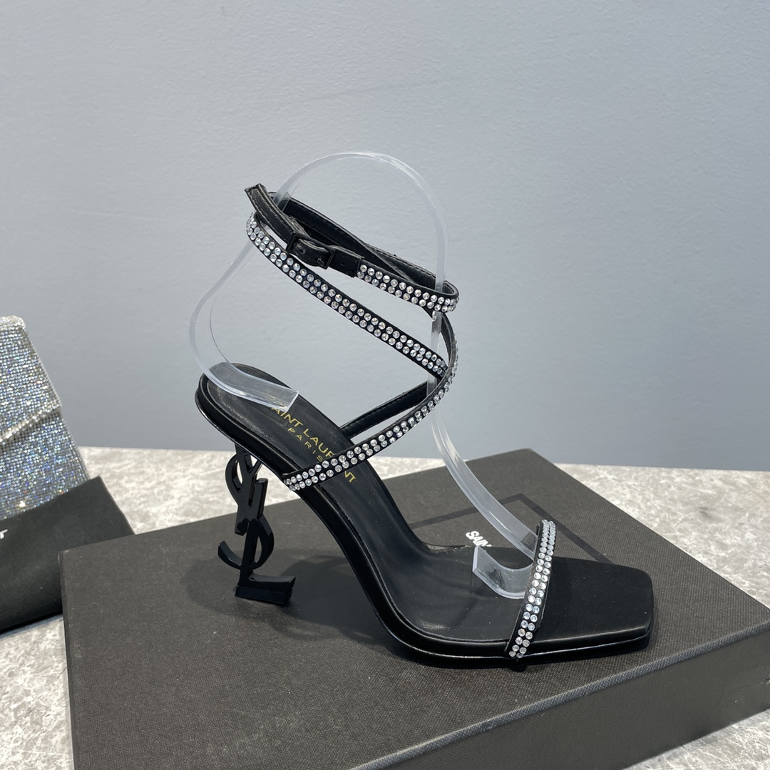 Bagsaaa Y51 Opyum 110 Y51 Heeled Sandals White Crystal