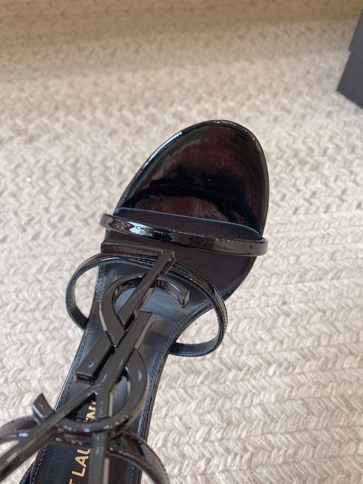 Bagsaaa Y51 Cassandra 100 all black patent leather sandals heels