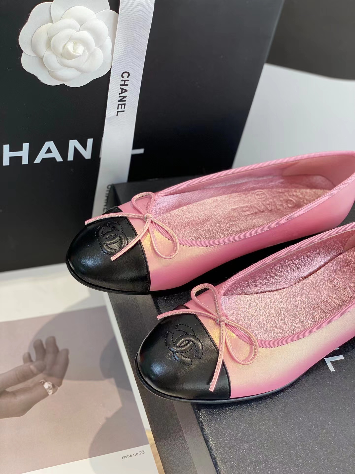 Bagsaaa Ch**el Ballerinas Pink 