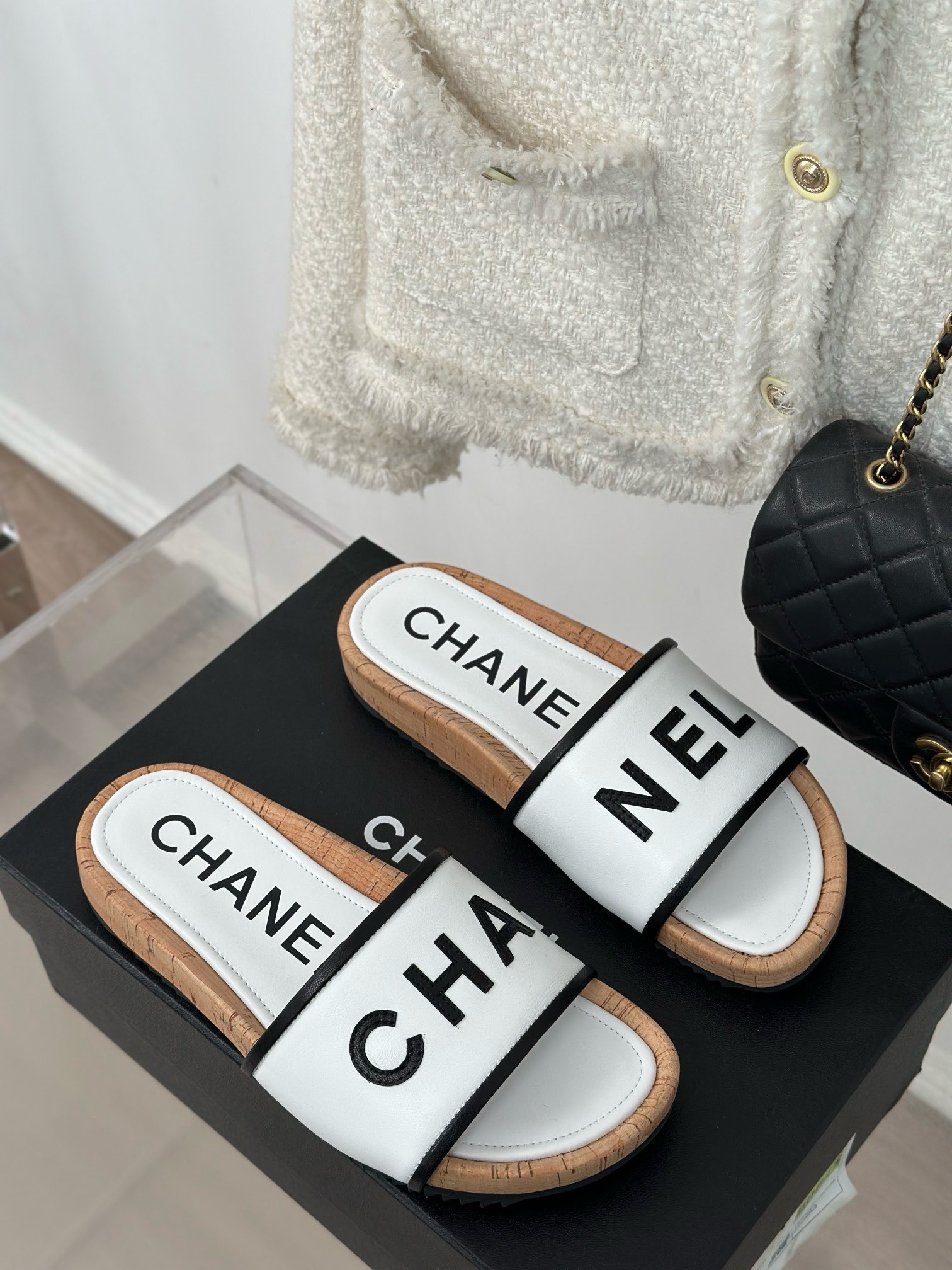 Bagsaaa Ch**el Flat Slides White