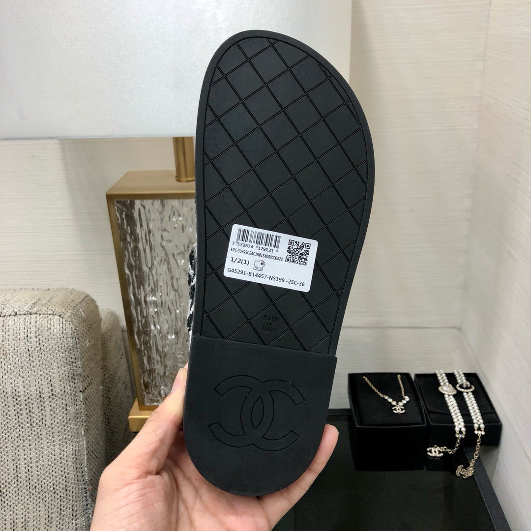 Bagsaaa Ch**el Dad Sandals In Black Tweed