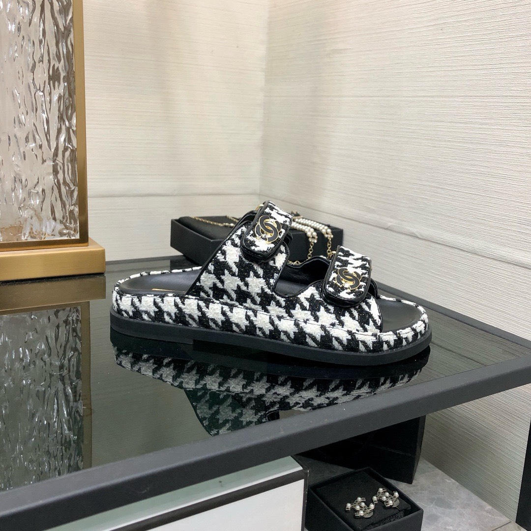 Bagsaaa Ch**el Dad Sandals In Black Tweed