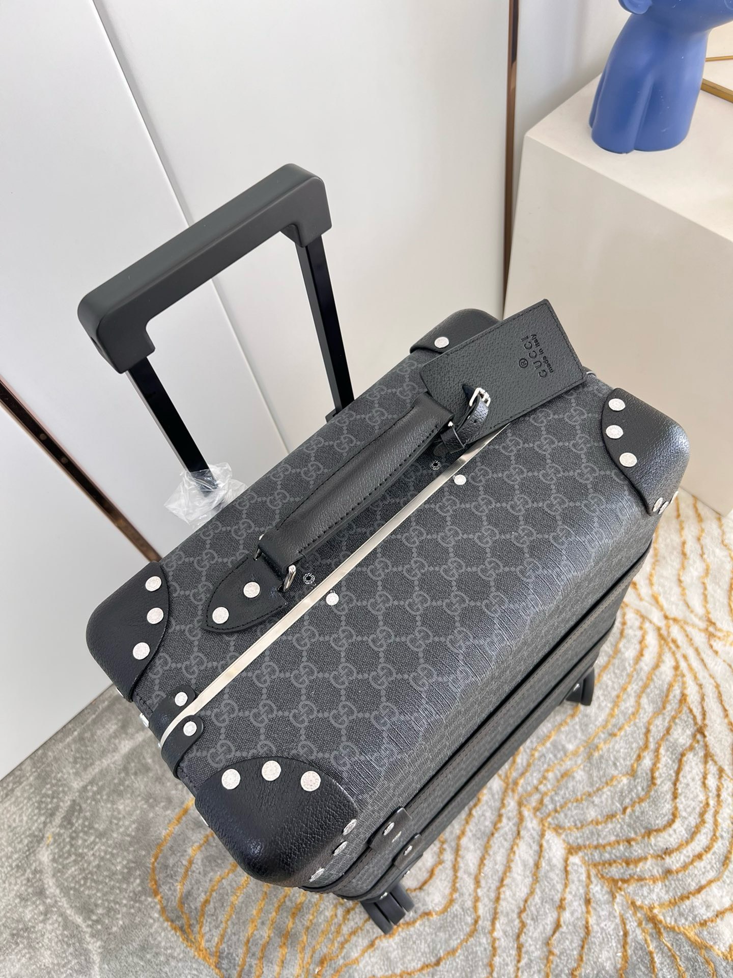 Bagsaaa Gvc*1 X Globe-Trotter GG Svp*me cabin case 