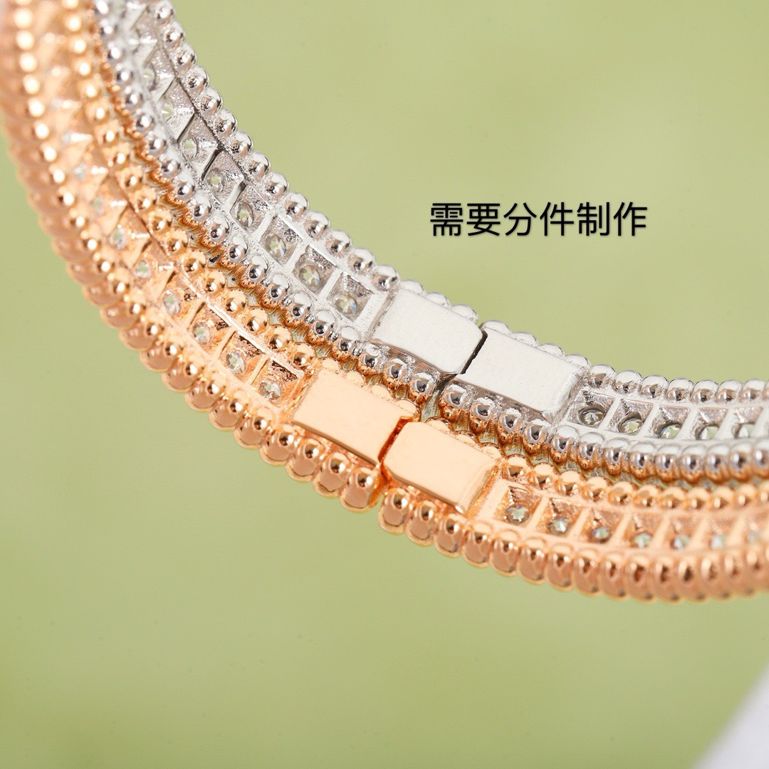 Bagsaaa V*n Cl**f & Arp*1s Crystal Bracelet 