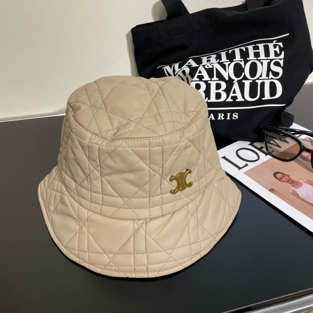 Bagsaaa D10r Bucket Leather Beige Hat 