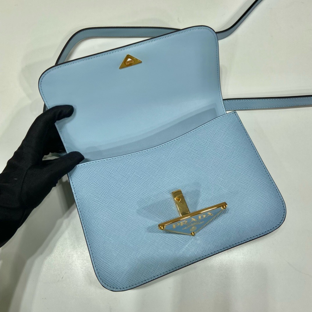 Bagsaaa Pra*a Embleme Saffiano shoulder bag in blue - 22x15x6cm